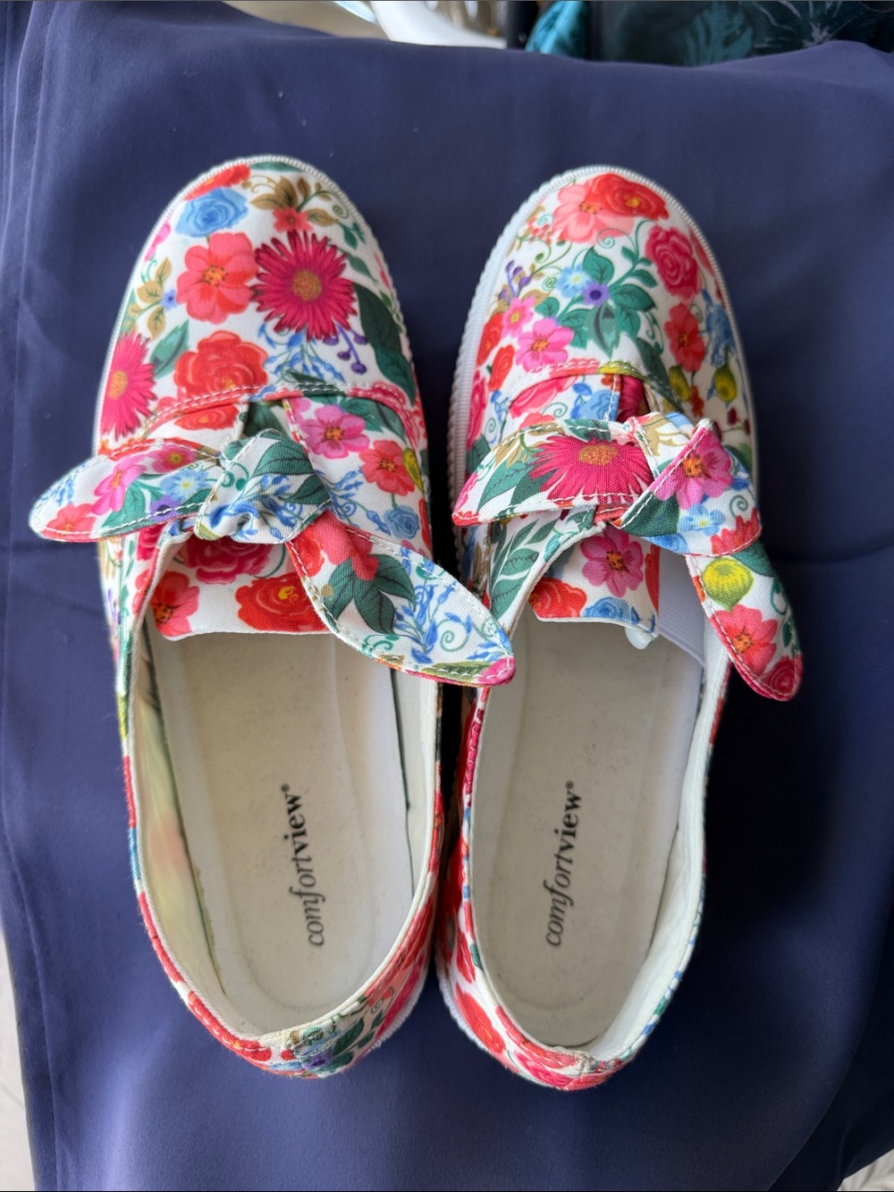 Comfortview Floral Bow Slip-On Loafers in Multicolor Print size 10.5w
